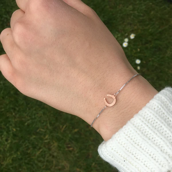 Horseshoe Sliding Bracelet Rose